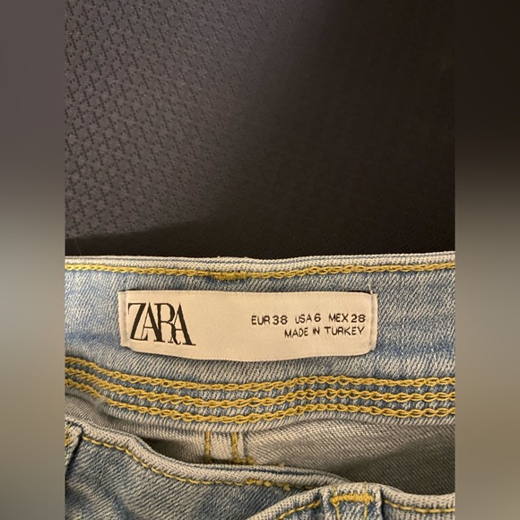 ZARA Skinny Jeans - Picture 2 of 3